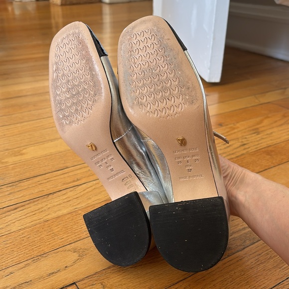 Vincenza Colorblock Mary Jane Heels - Picture 6 of 6